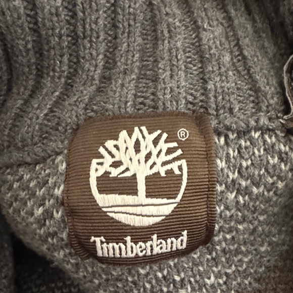 Timberland Men's V-Neck Sweater in Gray and Brown - Picture 2 of 8